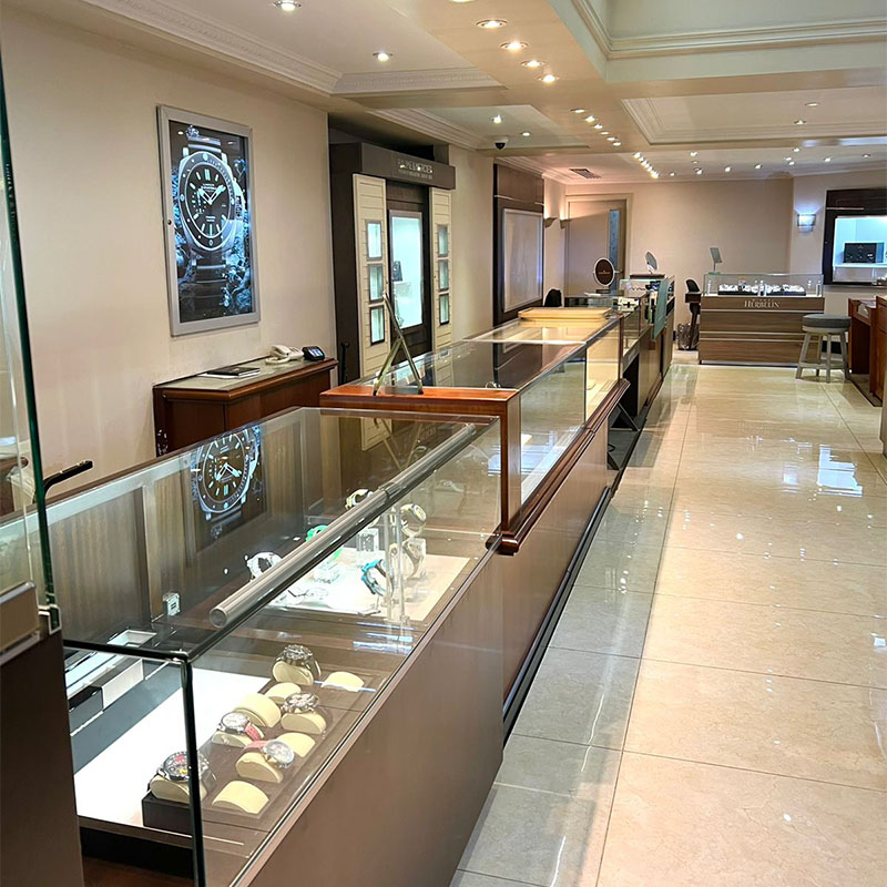 Duty Free Dynamics and Mercurio Joyeros introducing ORIS in Panama