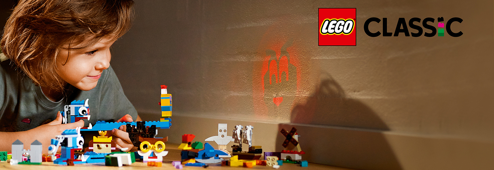 LEGO® Classic | Bricks and Lights